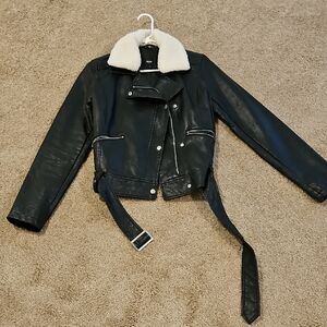 Mossimo Supply Co. Black Faux Leather Biker Jacket with Cream Shearling Collar